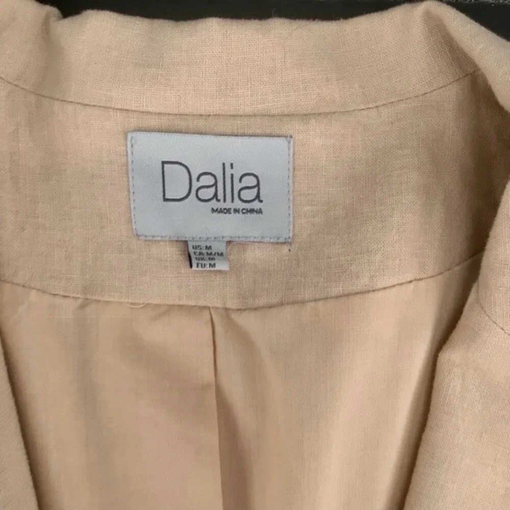 Dalia Linen Light Pink Shoulder Pad Faux Pockets Blazer Size Medium - Picture 2 of 13